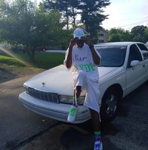 Meet your Posher, Donte